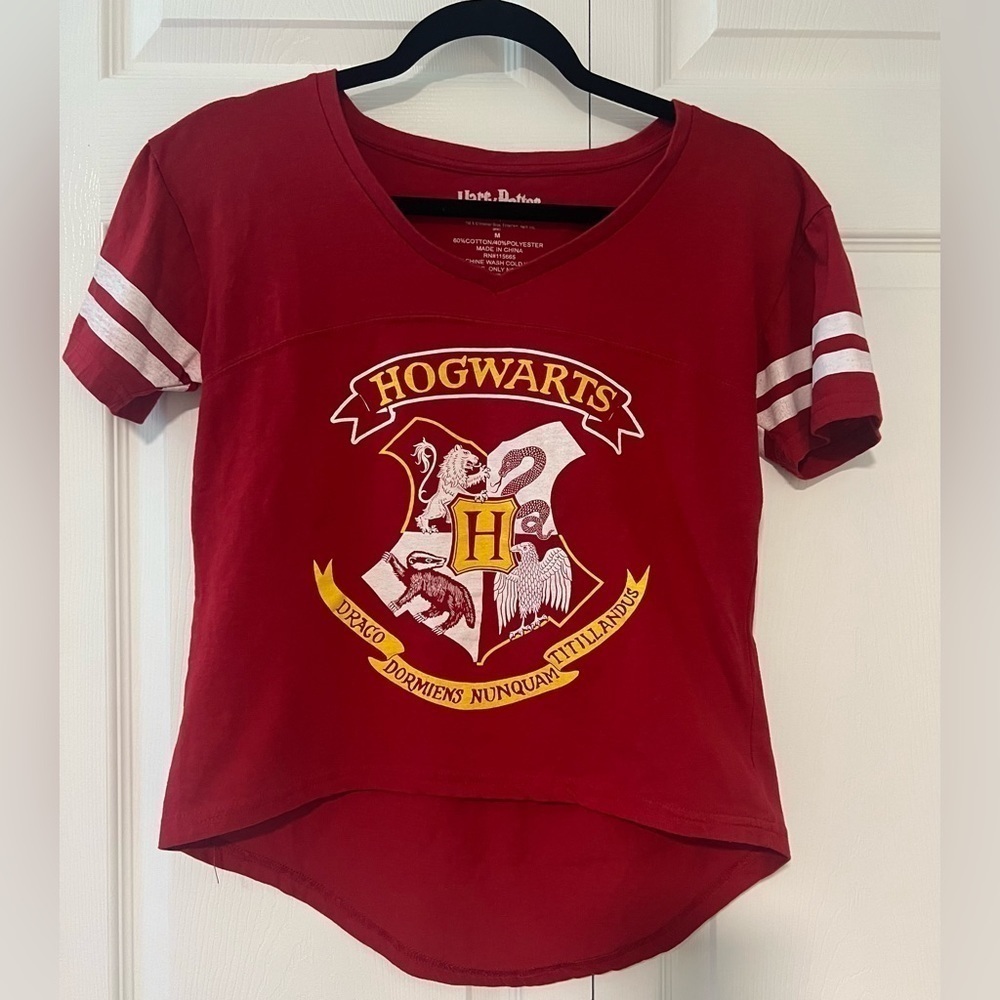 Harry Potter Hogwarts High Low Short Sleeved Tee
